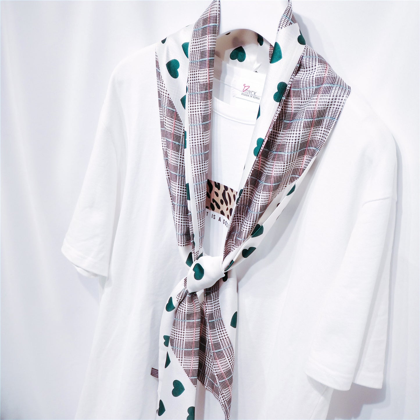 Scarf in spring, summer and autumn