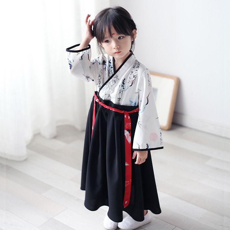 Autumn Hanfu Skirt for Kids – Traditional Chinese Style
