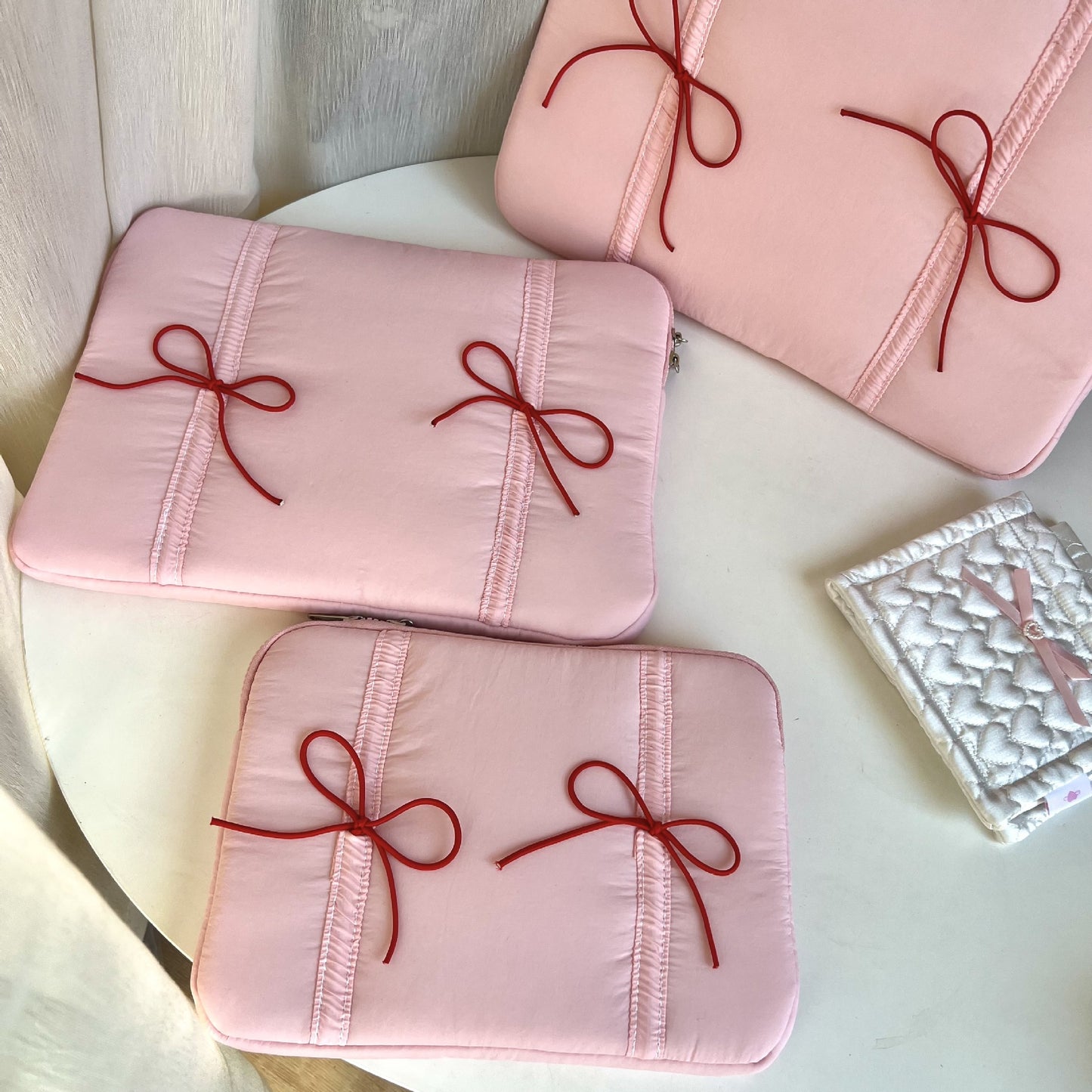 Cute Tablet Bag with Lace Bow – Laptop & iPad Sleeve