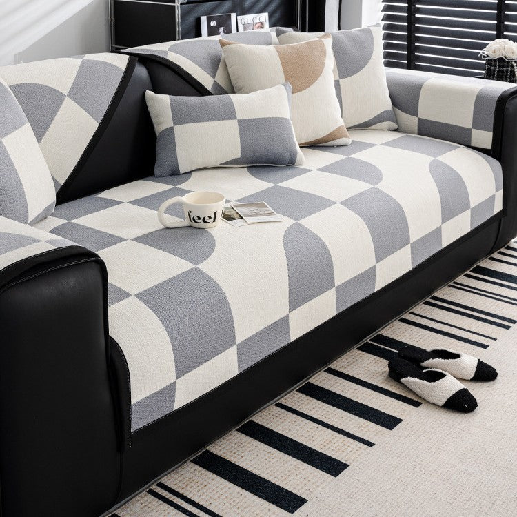 Checkered Chenille Sofa Cushion – Soft & Cozy for All Seasons