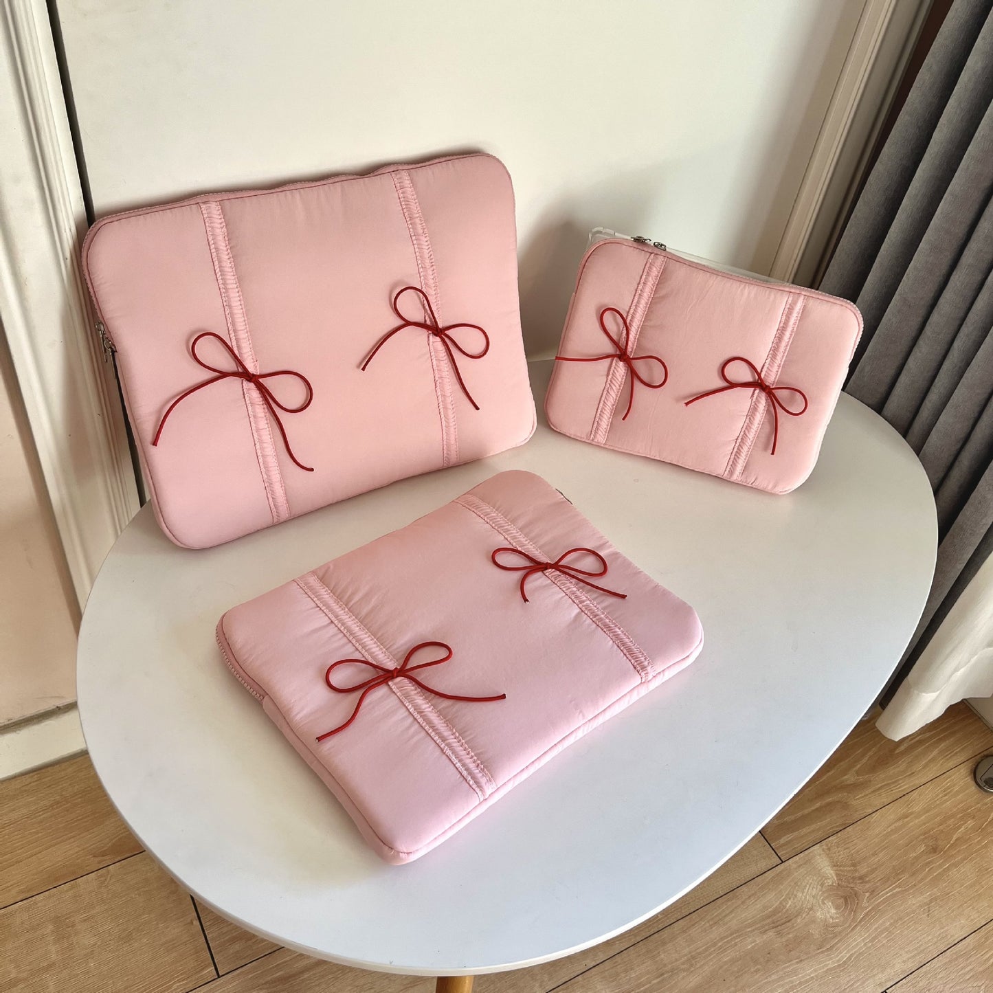 Cute Tablet Bag with Lace Bow – Laptop & iPad Sleeve