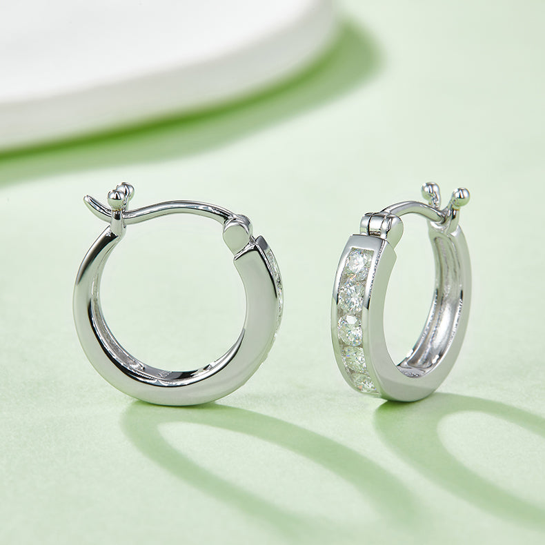 Moissanite S925 Sterling Silver Stud Earrings – Platinum Plated
