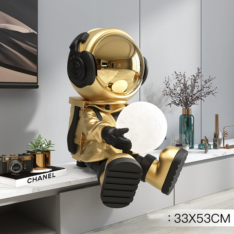 Luxury Astronaut Ambient Lamp – Designer Space-Inspired Home Décor Light