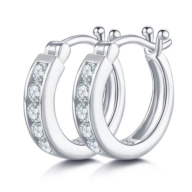 Moissanite S925 Sterling Silver Stud Earrings – Platinum Plated