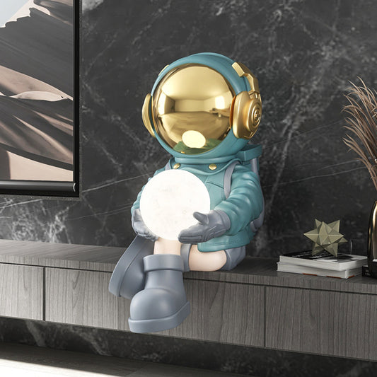 Luxury Astronaut Ambient Lamp – Designer Space-Inspired Home Décor Light