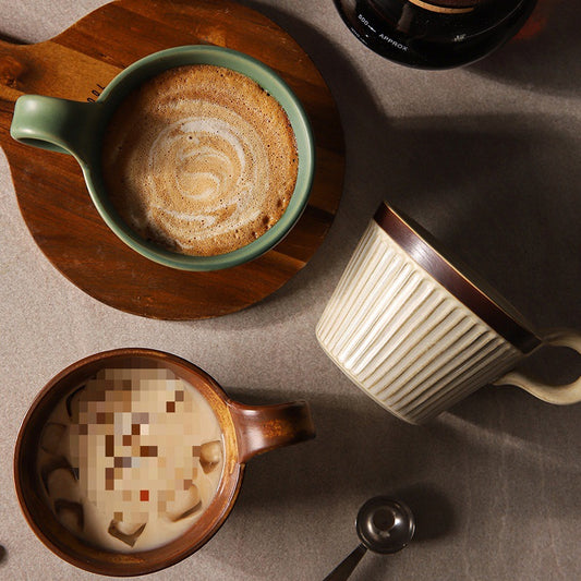 Vintage Stoneware Coffee Mug – Cozy Household Cup