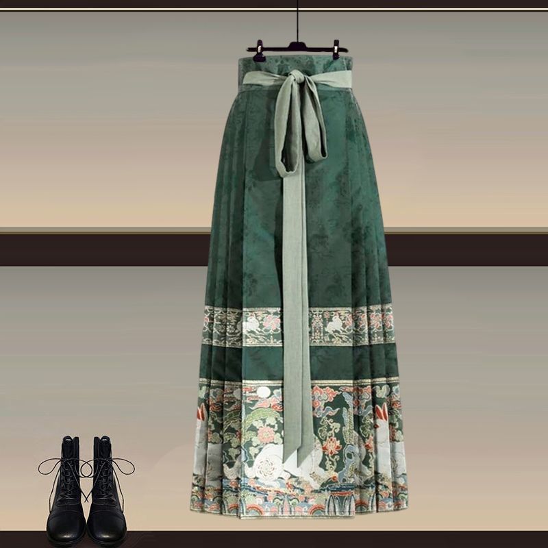Elegant New Chinese-Style Hanfu Two-Piece Set with Horse-Face Skirt (M–4XL)